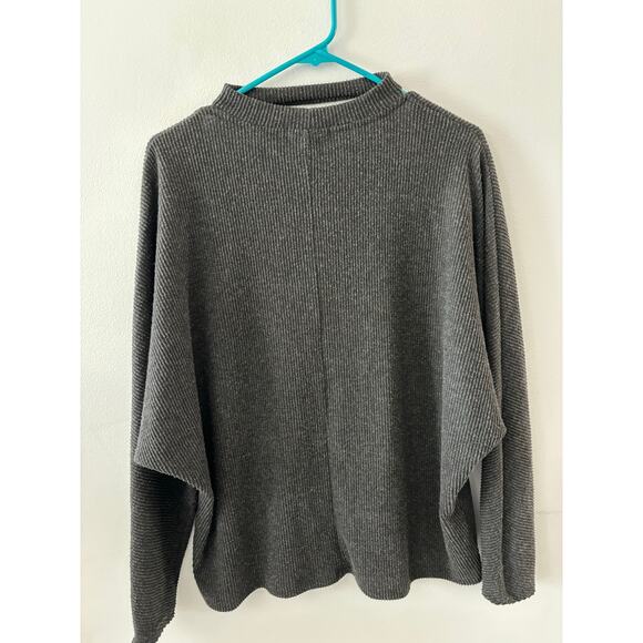 Forever 21 Top Women's Medium Ribbed Cutout Gray Emo Pullover V-neck - Picture 3 of 4